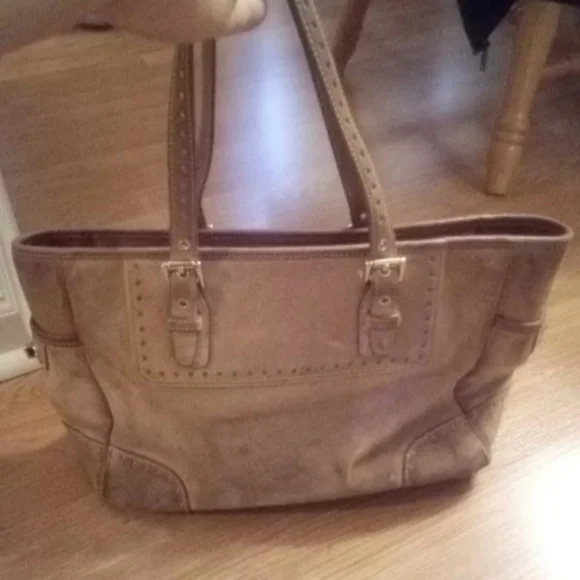 💙Coach leatherware vintage brown suede purse - Picture 2 of 7